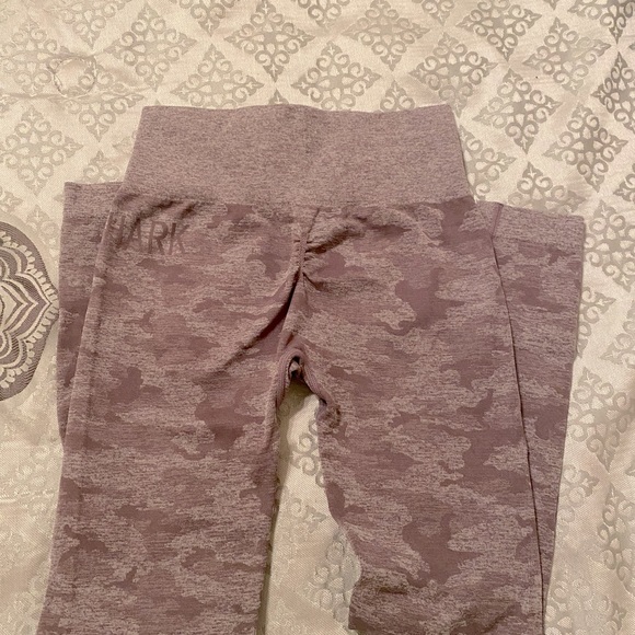 Gymshark, camo Size S - Picture 2 of 3